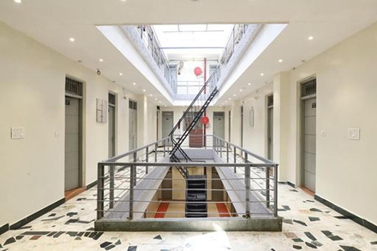 ניו דלהי Amrit Hotel מראה חיצוני תמונה